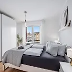 Traber 1 Sz Balkon Parkplatz & Sehr Ruhig Leipzig
