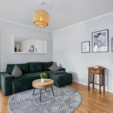 Lägenhet Traber 1 Sz Balkon Parkplatz & Sehr Ruhig *