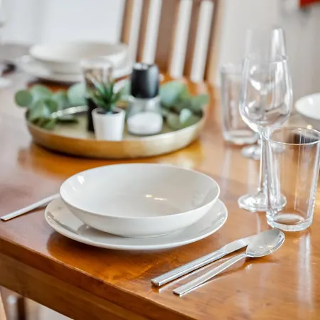 Traber 1 Sz Balkon Parkplatz & Sehr Ruhig