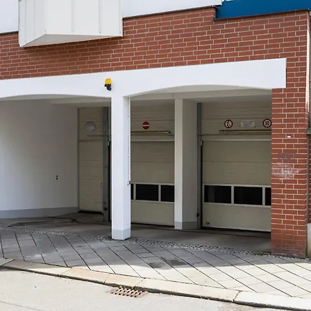 Traber 1 Sz Balkon Parkplatz & Sehr Ruhig Διαμέρισμα *