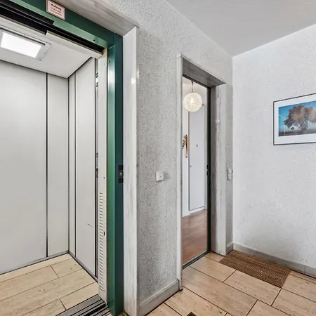 Traber 1 Sz Balkon Parkplatz & Sehr Ruhig Lägenhet Leipzig