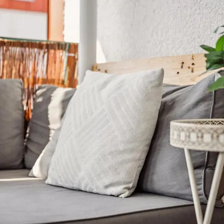 Traber 1 Sz Balkon Parkplatz & Sehr Ruhig *