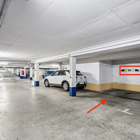 Traber 1 Sz Balkon Parkplatz & Sehr Ruhig * Leipzig
