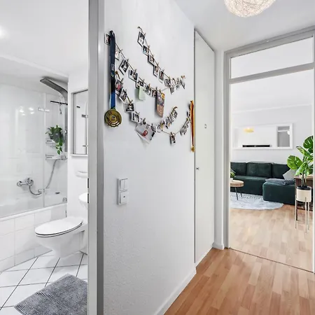 Traber 1 Sz Balkon Parkplatz & Sehr Ruhig Lägenhet Leipzig