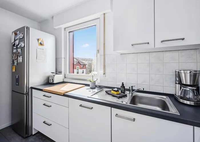 Traber 1 Sz Balkon Parkplatz & Sehr Ruhig * 라이프치히