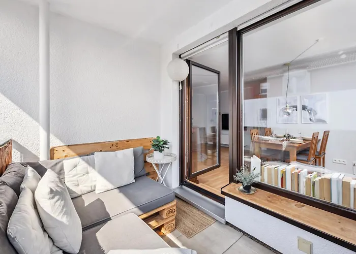 Traber 1 Sz Balkon Parkplatz & Sehr Ruhig * 라이프치히