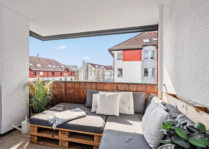 Traber 1 Sz Balkon Parkplatz & Sehr Ruhig Apartment