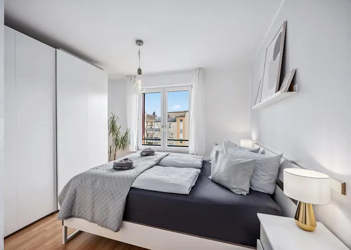 Traber 1 Sz Balkon Parkplatz & Sehr Ruhig 라이프치히